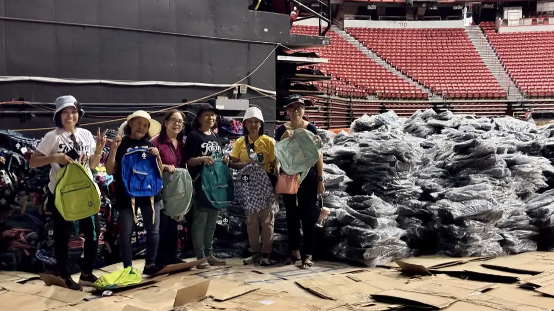 The volunteer team on the arena floor before doors open.